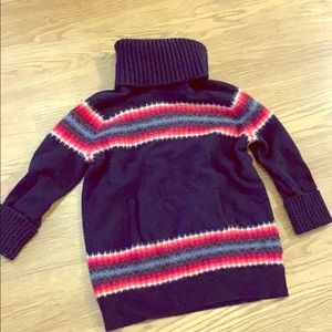 Gap sweater